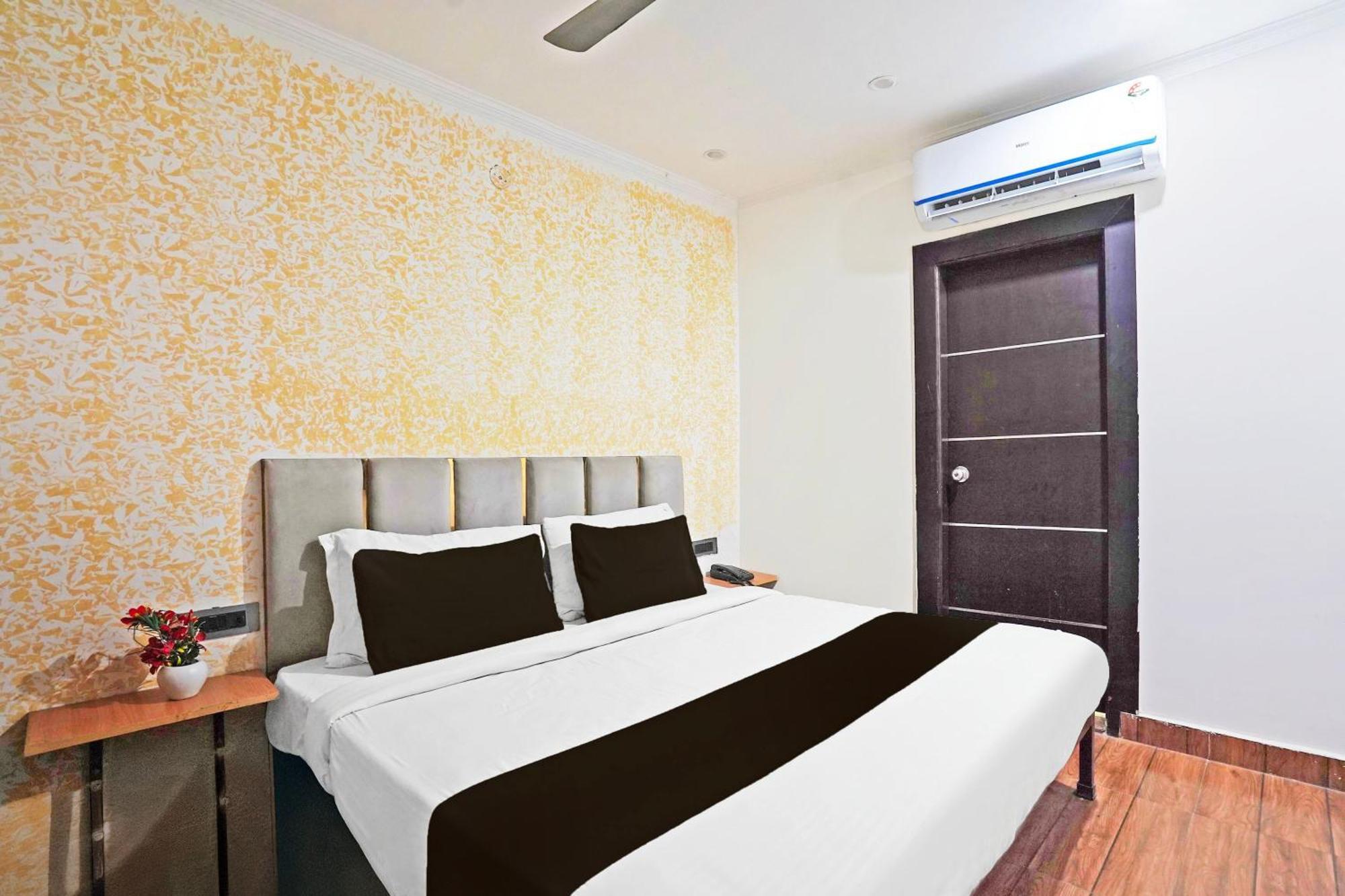 Twamev Residency Hotel New Delhi Exterior foto